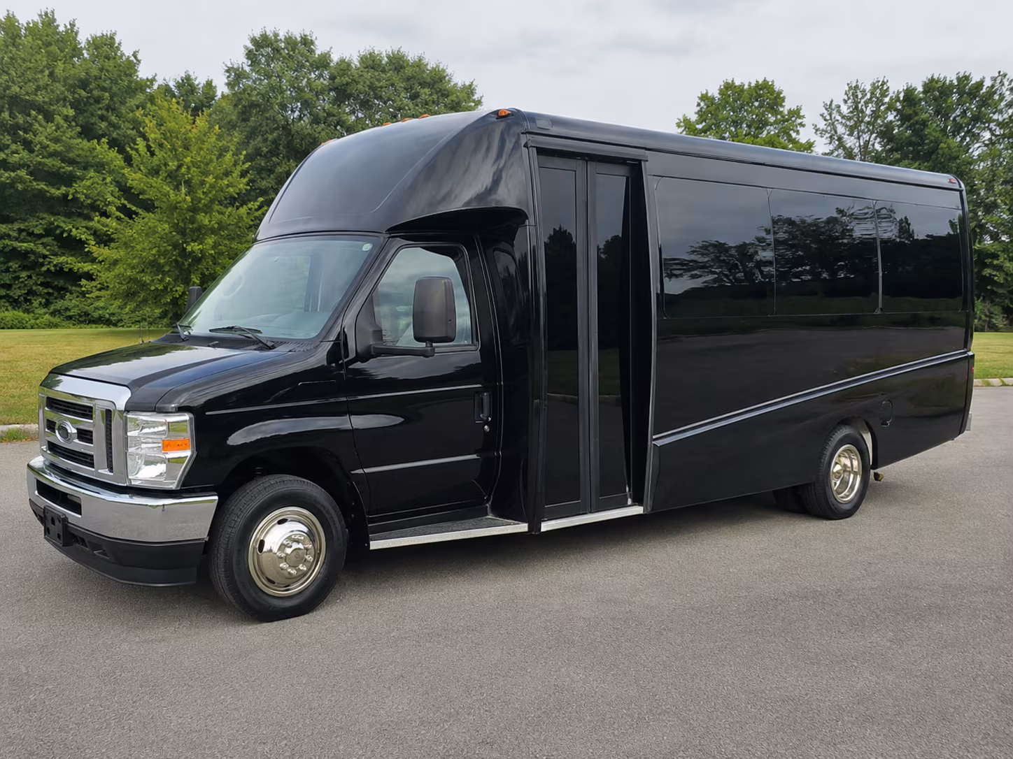 field trip buses for pueblo community college and csu pueblo students