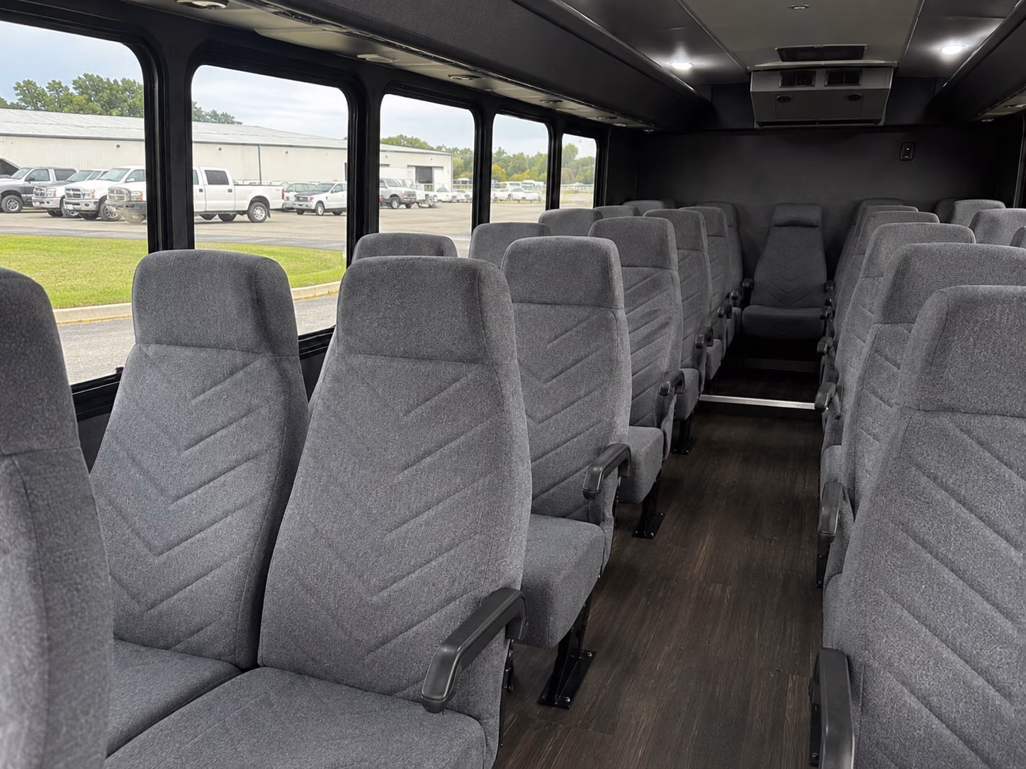 long distance fan buses from pueblo to denver nuggets and avalanche games