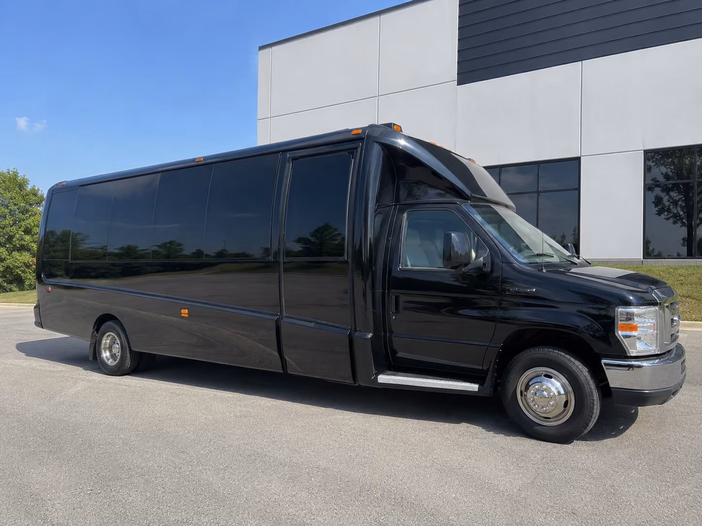 party bus rentals for pueblo proms that keep the night rolling