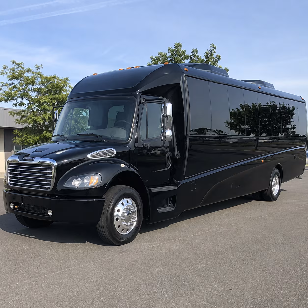 pueblo 20 passenger minibus
