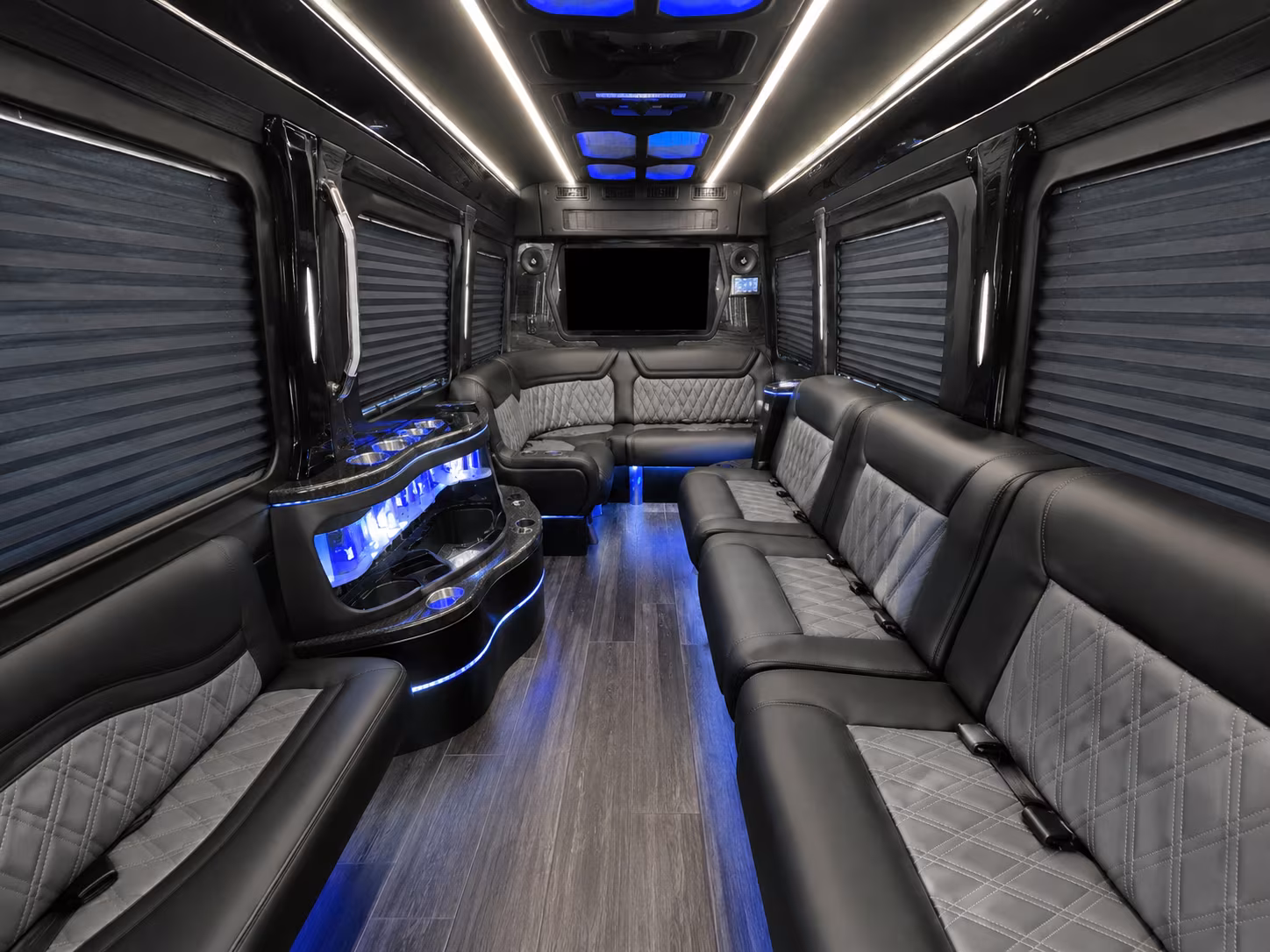 pueblo 40 passenger party bus