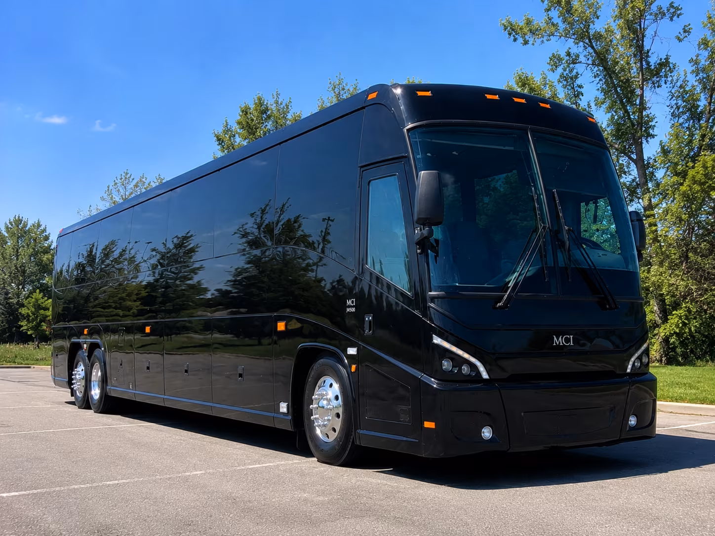 pueblo memorial airport shuttle buses for government travel