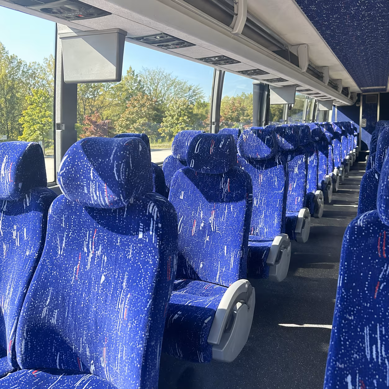 pueblo wine tour transportation